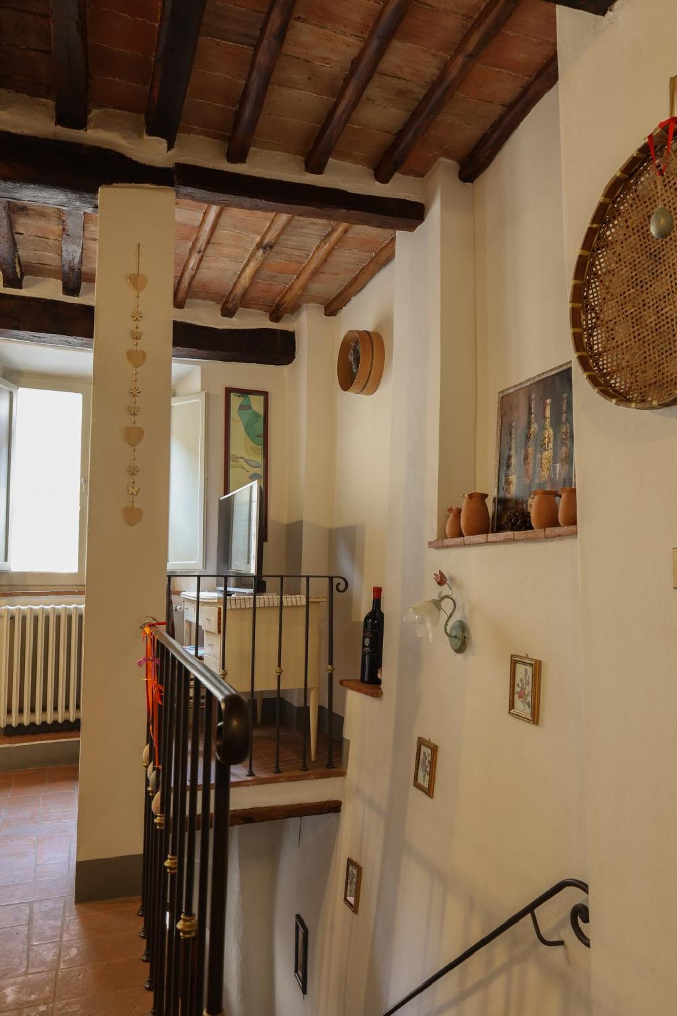 Pulcinella Appartamento Tipico Centro Storico Montepulciano Stazione Екстериор снимка